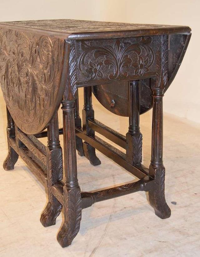Chas_II_later-carved_gateleg_table_c1660_01d