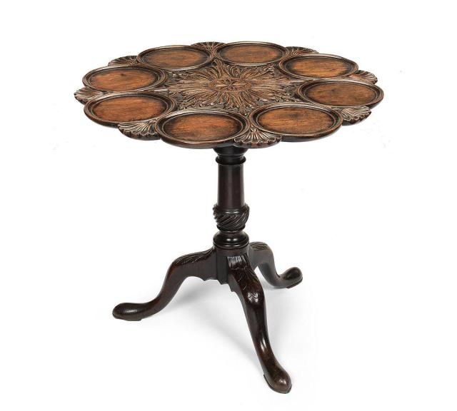 Geo_III_later-carved_supper_table_01a